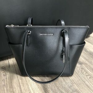 Michael Kors NWT black medium tote bag